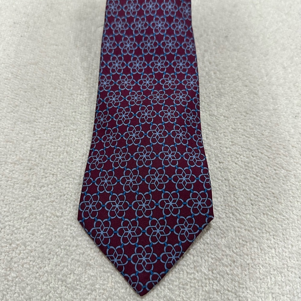 Hermes Men's Burgundy/Blue Geometric Silk Tie - Classic Pattern